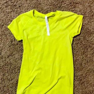 Lululemon short sleeve